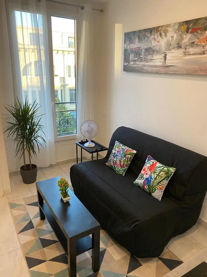 Studio Sur Avenue Jean Medecin A Nice Apartment